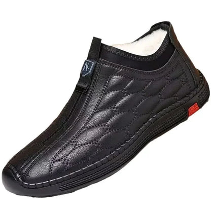 Autumn and winter new fleece men's leather shoes warm fashion trendy with outdoor casual slip-on cotton shoes loafers men