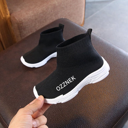 Kids’ Slip-On Sneakers – Lightweight, Flexible & Anti-Slip
