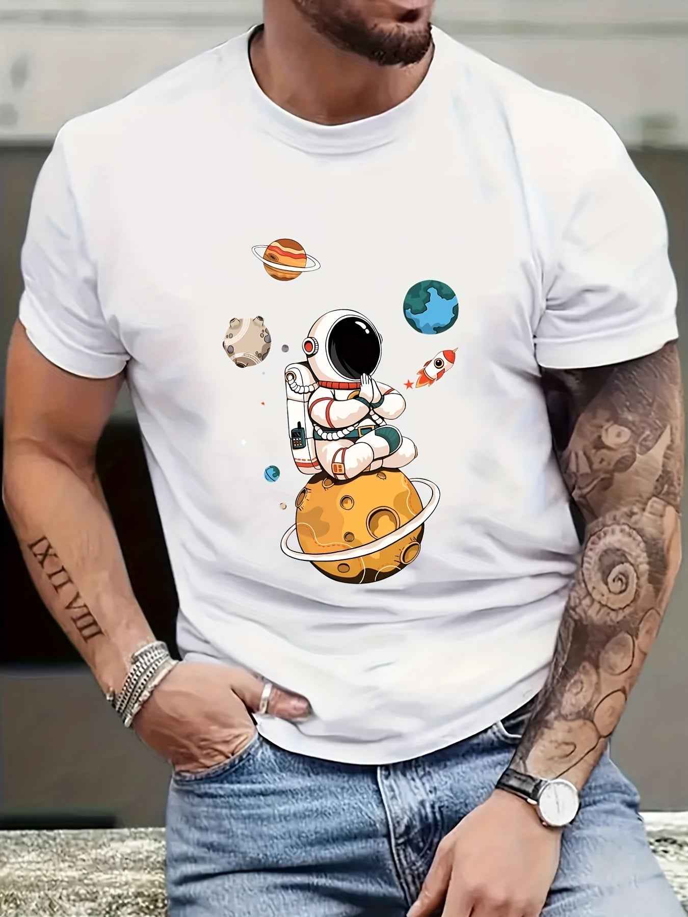 Astronaut & Planet Print T-Shirt - Men's Space Theme Graphic Tee
