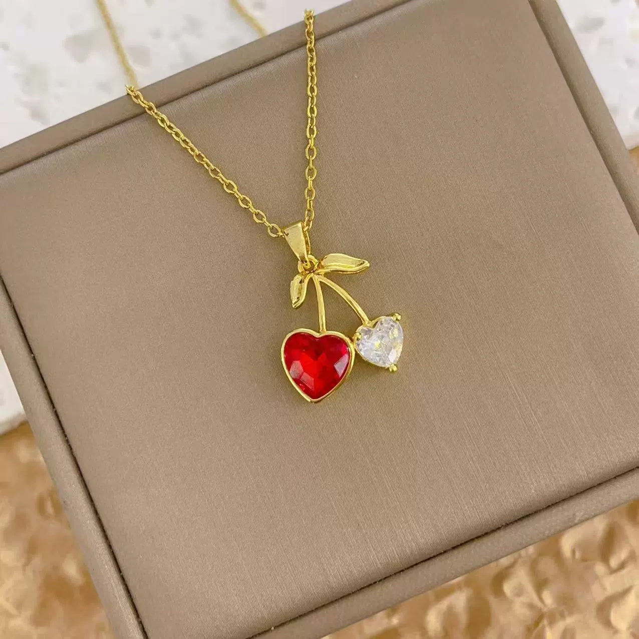 Women's Cherry Necklace Does Not Fade High-end Pendant Versatile Clavicle Chain - DropOnline.co