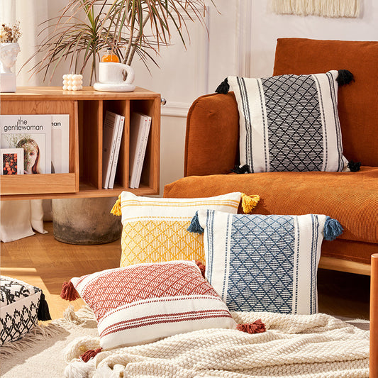 Geometric Woven Jacquard Tassel Cushion Cover - DropOnline.co