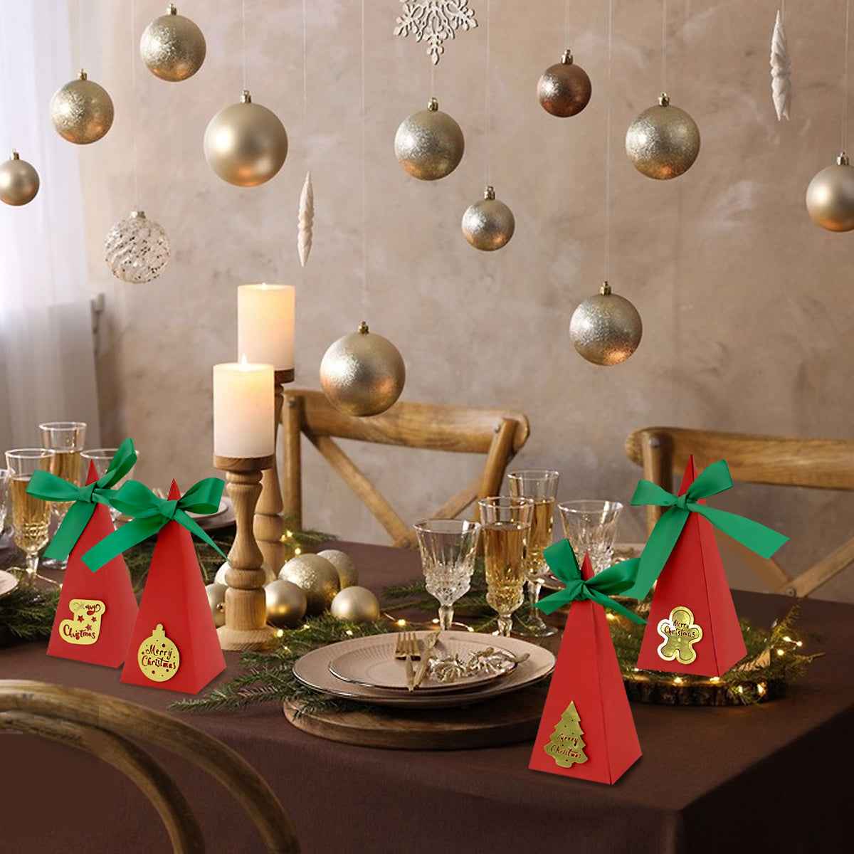 20 Packs Christmas Treat Boxes - Pre-Assembled Triangle Goody Boxes - DropOnline.co