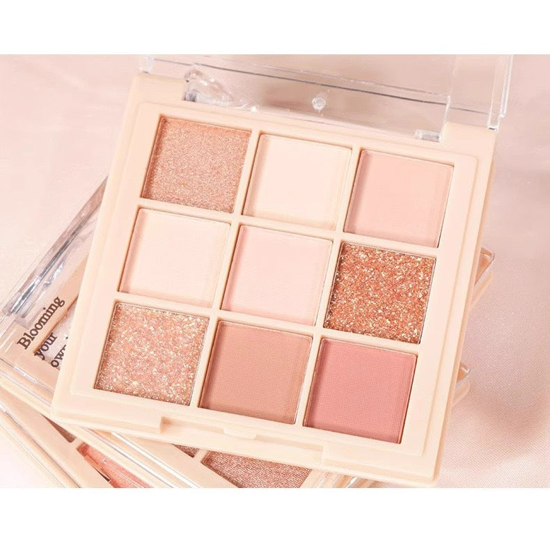 Multi Color Eye Shadow Plate - DropOnline.co