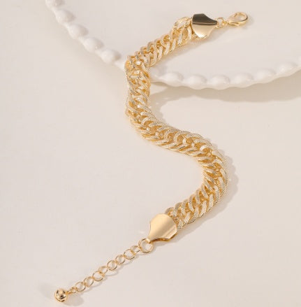 An Elegant And High-end Middle Eastern Ramadan Style Metal Engraved Double Woven Dense Chain For Women's Popular Vacation Style Foot Chain - DropOnline.co