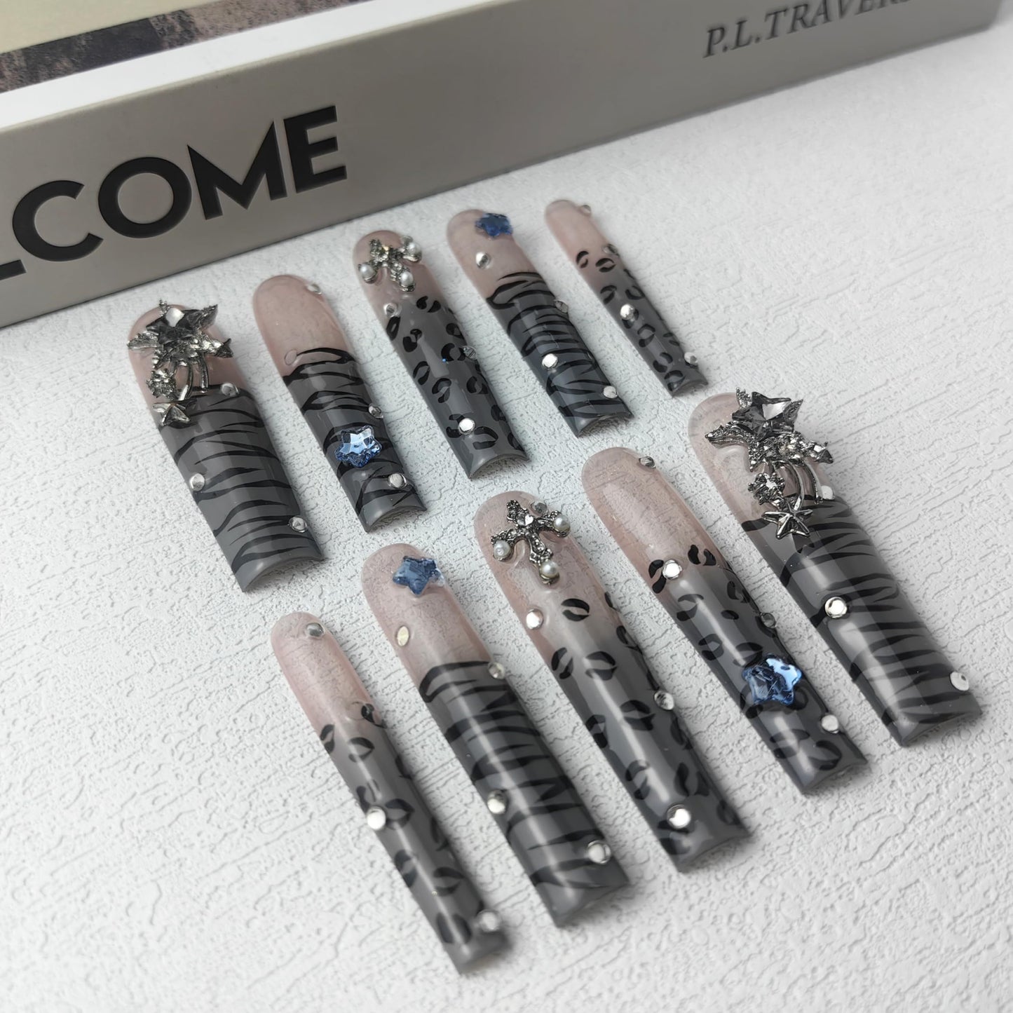 GGddsha Nails 2025 Long Novel Design And Reusable Handmade Nails Pmma Acrylic Nails Press On Nails Kit WithBox Gifts For Women,Stellar Stripe - DropOnline.co