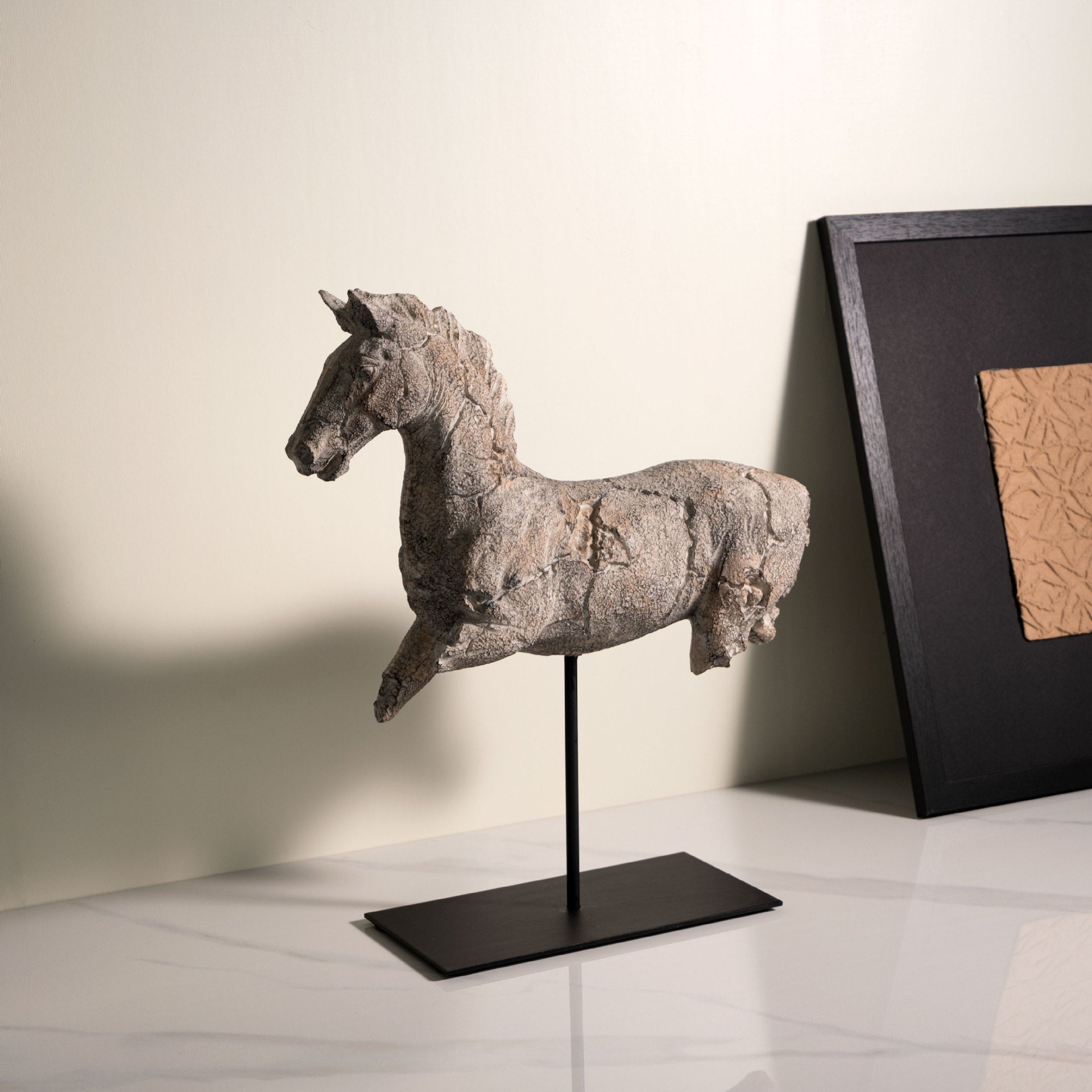 Silent Horse Sculpture Creative Decoration Table Decorations - DropOnline.co