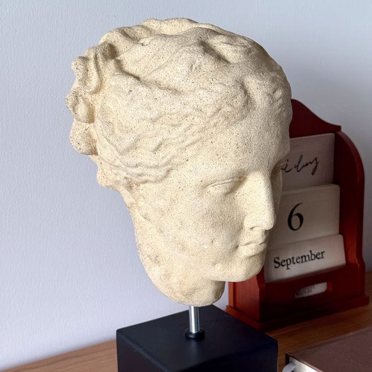 Medieval Light Luxury Art Portrait Sculpture Ornament - DropOnline.co